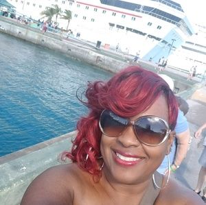 Meet your Posher, Letitia